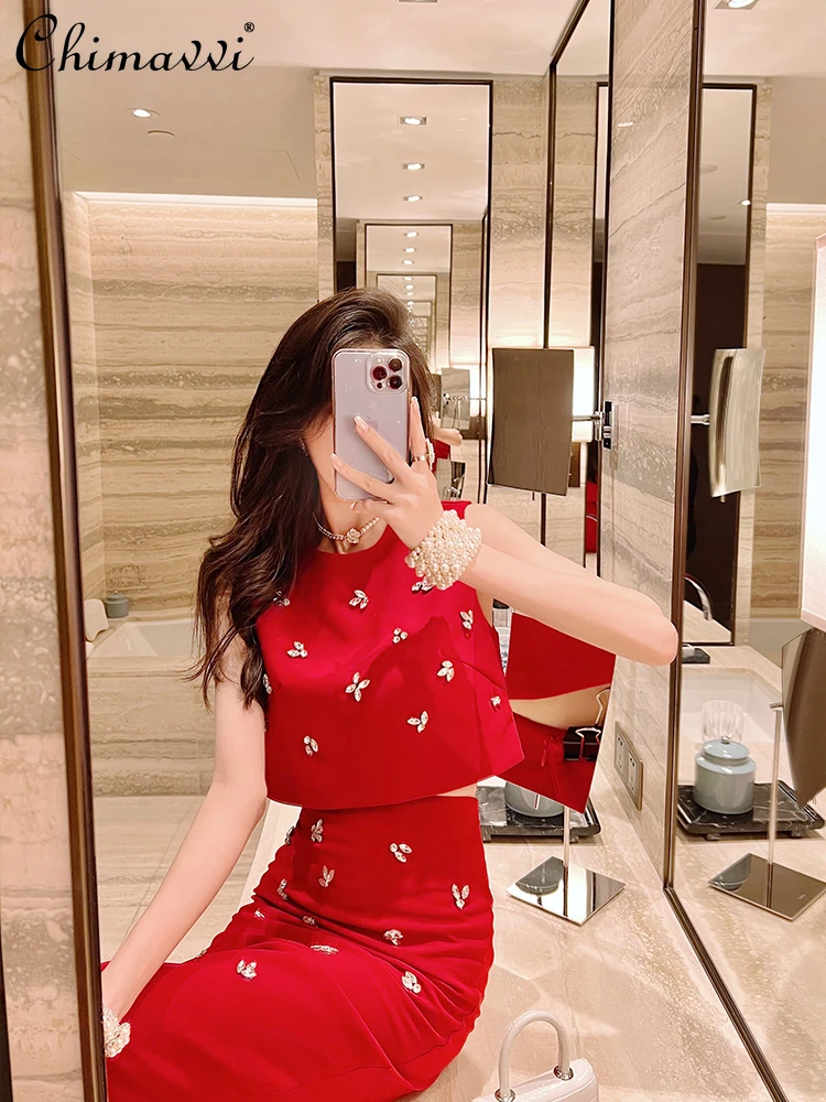 Red Skirt Suit Female 2024 Spring Summer New Beauty Temperament Rhinestone Crew Neck Sleeveless Top Slim Women Two Peice Sets