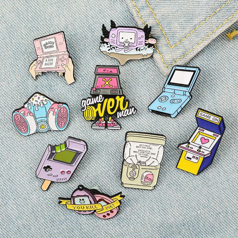 Gashapon Pines Bag Clothes Lapel Pins Handheld Game Console Badge Jewelry Gift Game Enamel Pins Custom Pinsk Purple Nostalgic