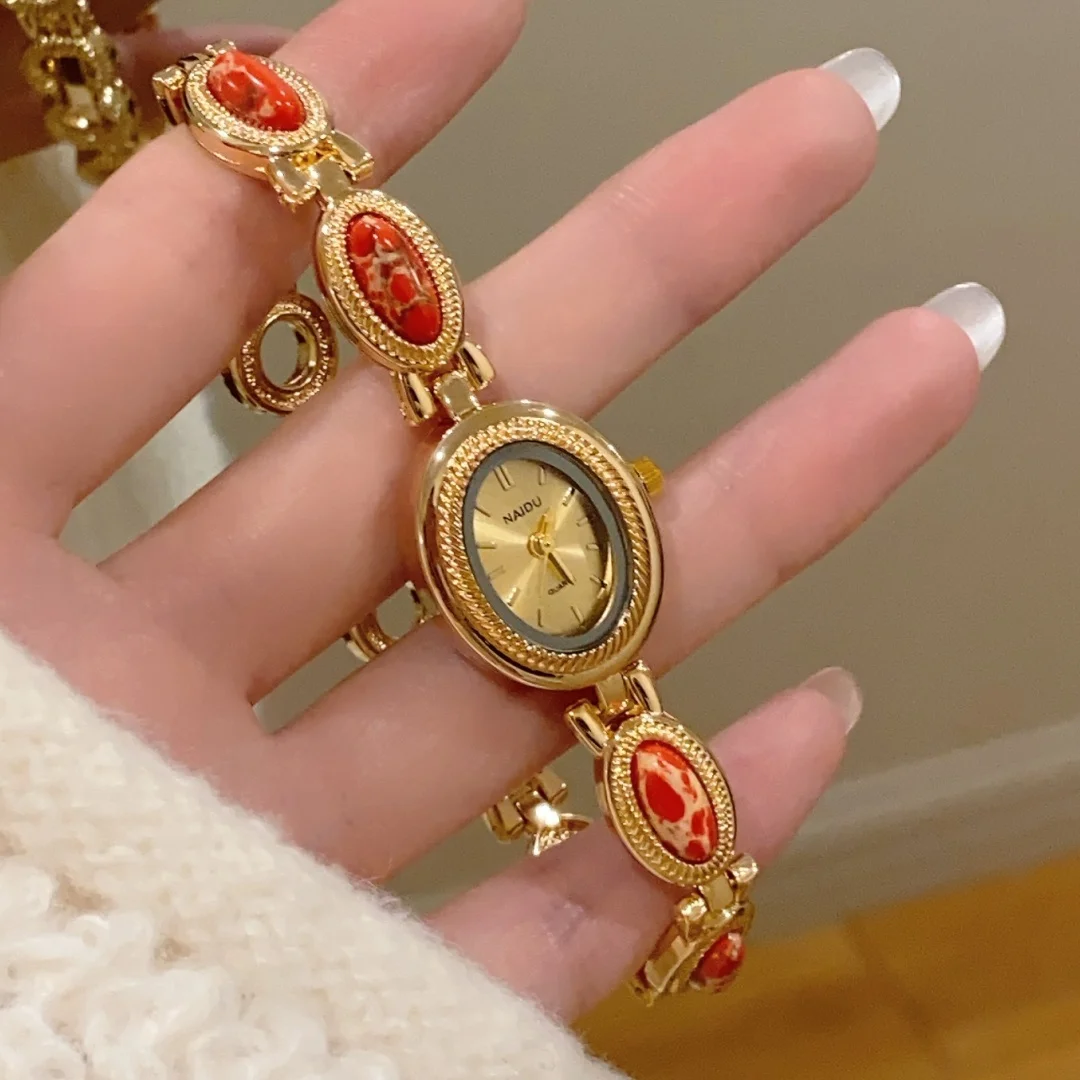 الراقية السيدات ووتش ضوء الفاخرة النمط الوطني البيضاوي حجر سوار ساعة اليد للنساء ساعات كوارتز الذهب relogio feminino