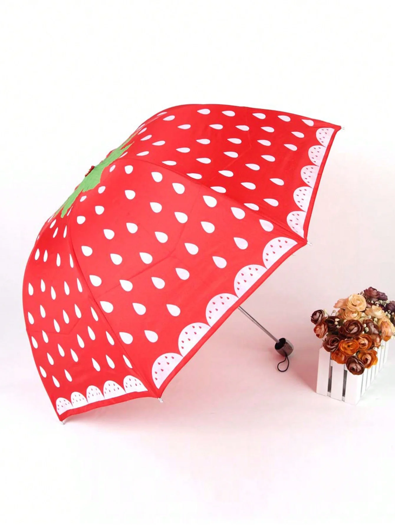 Cute Strawberry Pattern Folding Umbrella with High Density Waterproof Fabric Travel Umbrella