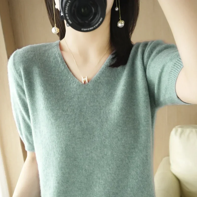 Mode coréenne chemise à bascule tricots doux pulls femmes chandails printemps été à manches courtes col en v mince pulls solide