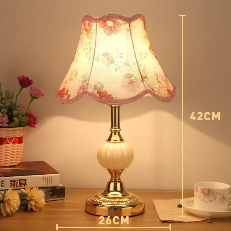 Retro Luxury Glass Iron Art Table Lamp Bedroom Decoration Bedhead Night Lamp Simple Classic Living Room Study Bedroom Desk Light