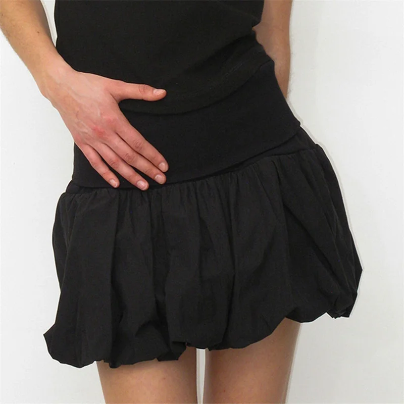 

Women y2k Fairycore Balloon Style Wrinkled Mini Skirt Elastic High Waist A Line Short Skirt Fashion and Casual Versatile Botton