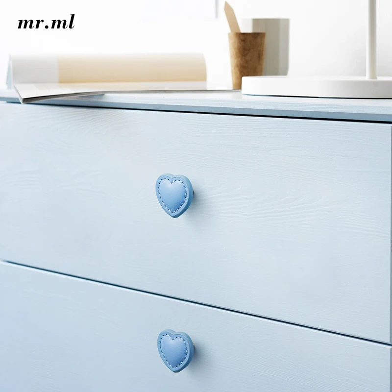 1PC Heart-Shaped Leather Drawer Handle Cabinet Door Brass Handle Kitchen Cabinet Black Blue Pink Gray