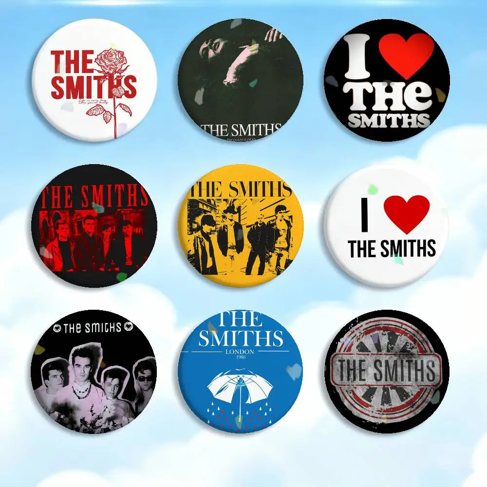 

T-The S-Smiths Rock B-Band Badges Creative Tinplate Button PinsBrooch Badge Clothes Backpack