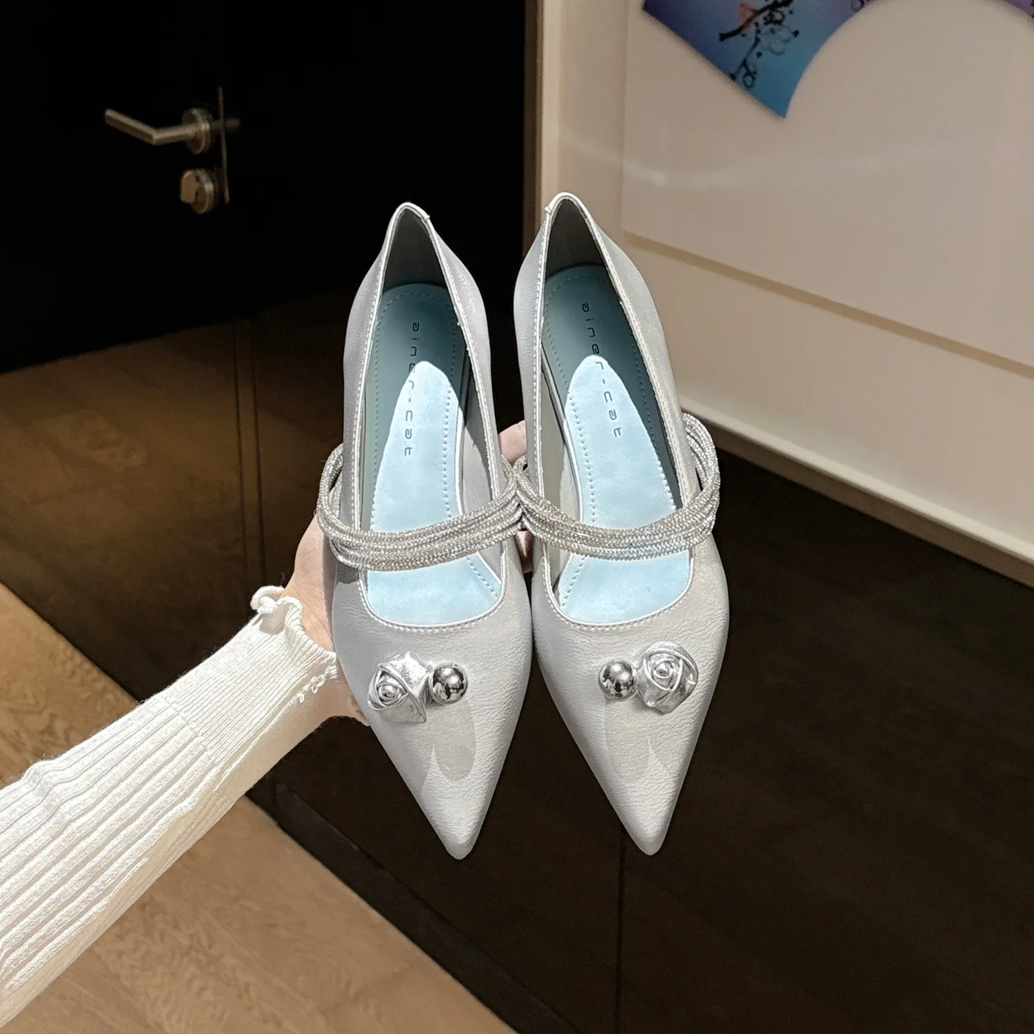 

Женские туфли на плоской подошве Bloom Steps, новинка 2023 года, туфли Мэри Джейн с острым носком, туфли с французскими стразами и цветами