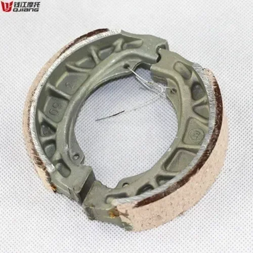 

Оригинальные детали для мотоциклов Qianjiang QJ125T-E QJ100-4 QJ110-6, тормозная колодка