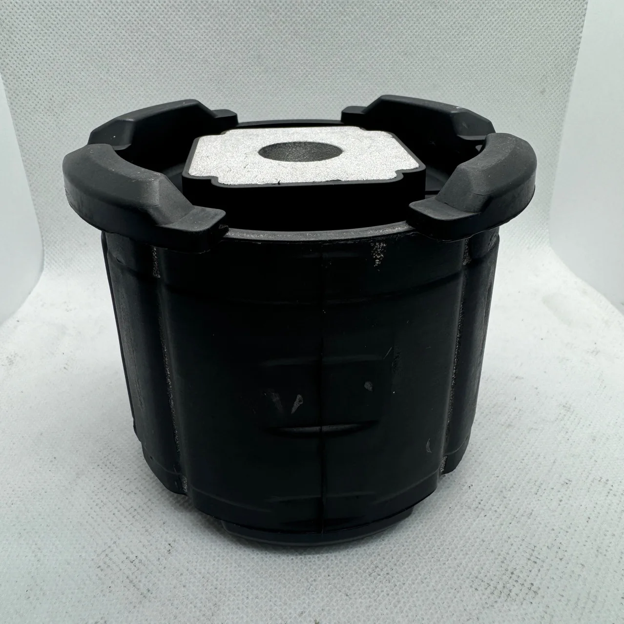 Suitable for Automotive Parts, Rear Axle Rubber Sleeve, Differential Liner 33316784940
