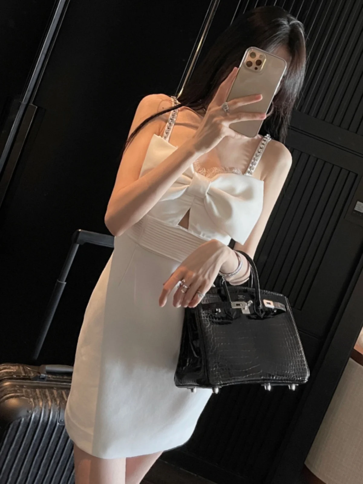 

Summer 2026 Women's Satin Knot Dress Detachable Rhinestone Chain Hollow out High Waist Slimming Strap Dress Hepburn...