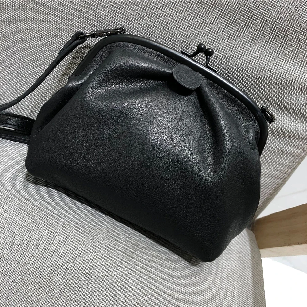 

Genuine Leather Crossbody Bags For Women 2026 New High Quality Black Soft Cowhide Clip Shoulder Bag Exquisite Luxury Female Bags
