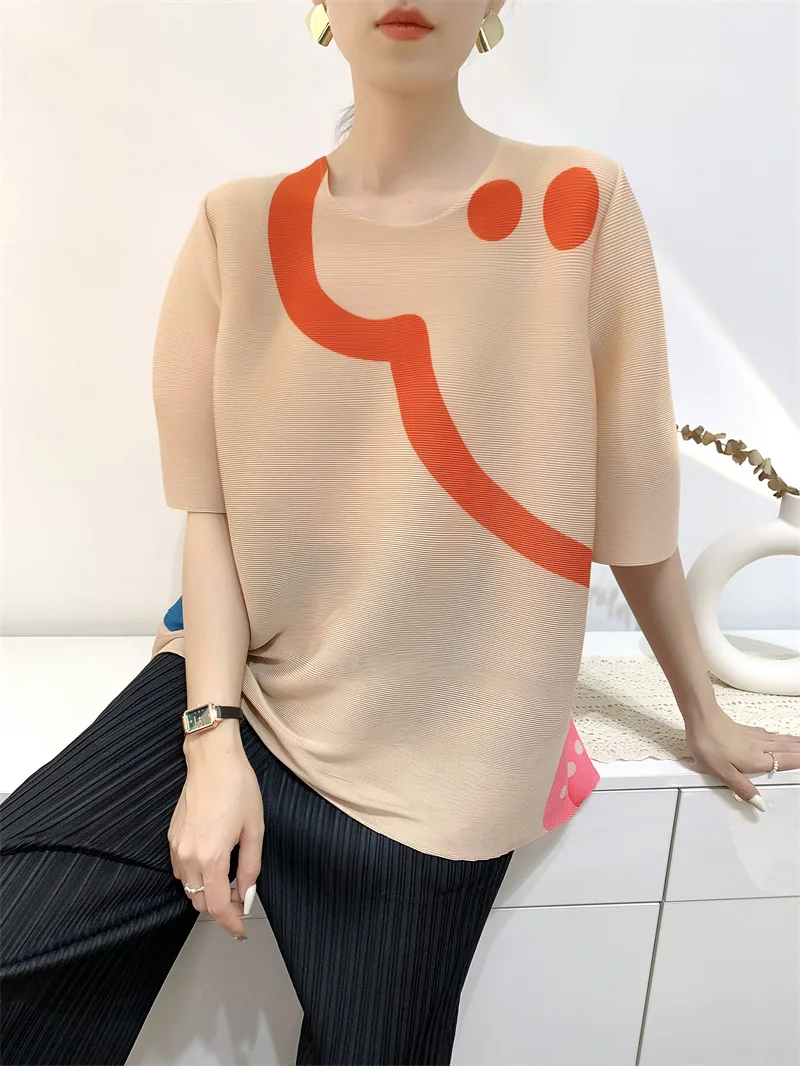 Miyake Summer Printed T-shirt Toothpick Pleated Top Round Neck Short Sleeve Loose Comfortable Age Reducing 2023 New Niche