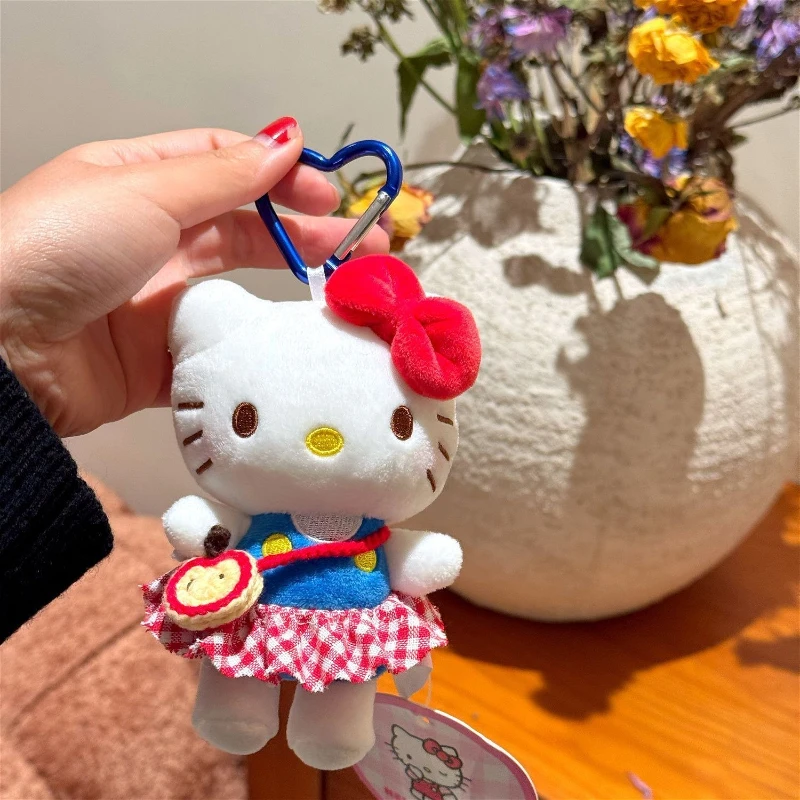 Sanrio nieuwe Hello Kitty hartvormige sleutelhanger cartoon anime pluche pop rugzak charme decoratie perfect cadeau voor beste vrienden