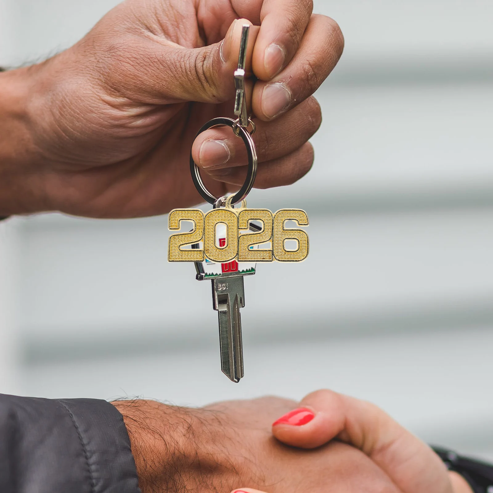

50pcs 2026 Alloy Year Charms Pendant Diy Keychain Graduation Tassel Bracelets Jewelry Making Supplies Crafts Grad Party Favors