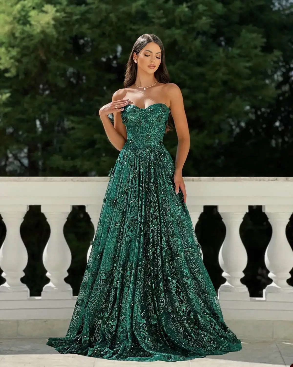 Vibrant Evening Dresses A-Line Appliques Sequined Lace Strapless Backless Prom Gown Party Dress Vestido De Noite Custom Made