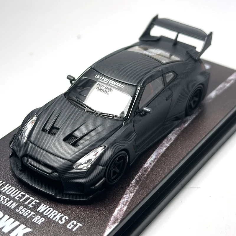 INNO 1:64 GTR R35 LBWK SUPER SILHOUETTE 35GT-RR Full carbon alloy car model