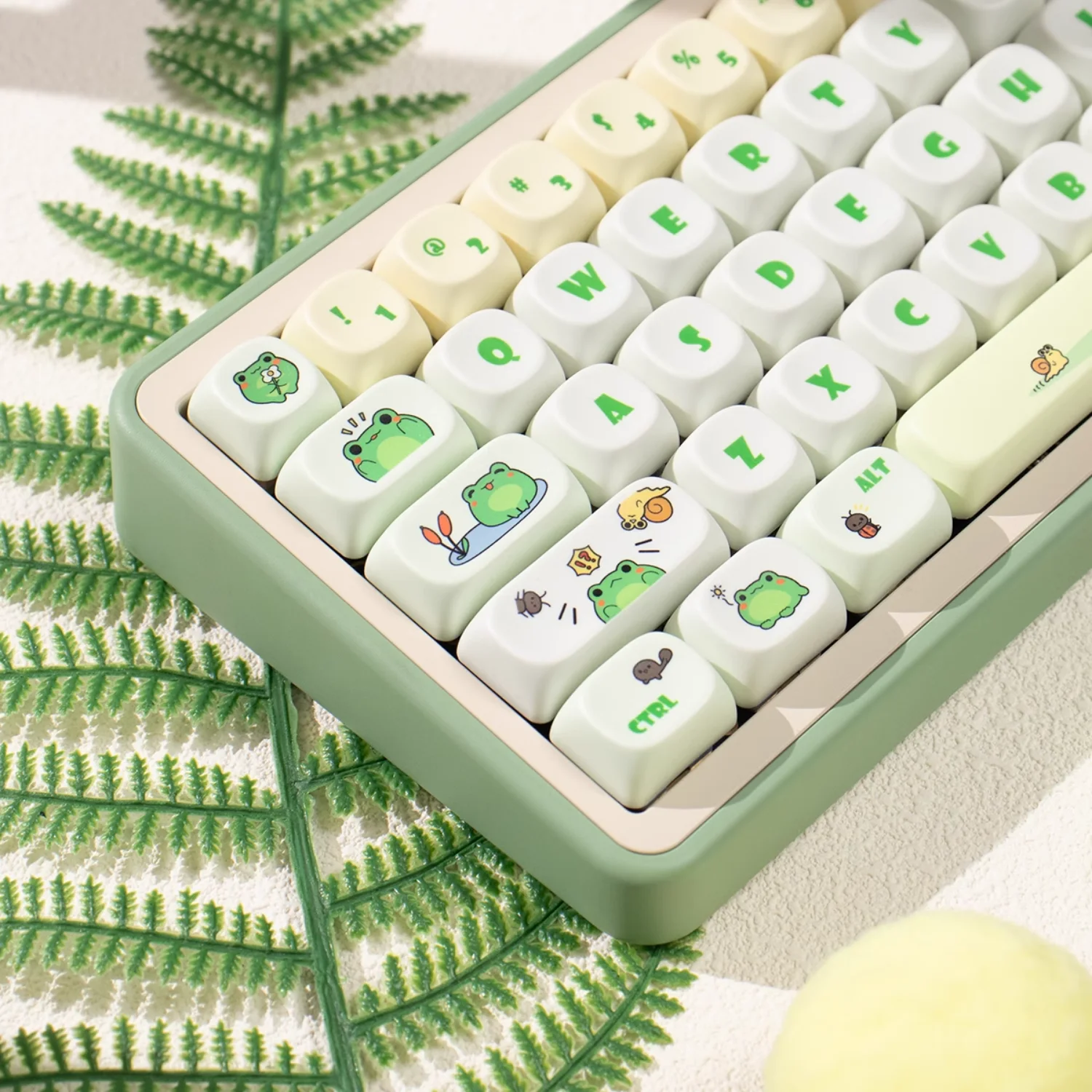 

Little Frog MOA PBT Keycaps 141 Keys DIY Cute Animal Heat Sublimation for 60/80/87/98/104/108 Mechanical Keyboards