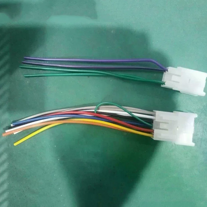 Outstanding 2 Piece Car Radio Wiring Harness Kit Fit for Toyota Models, Stereo CD Player Installation Accessories