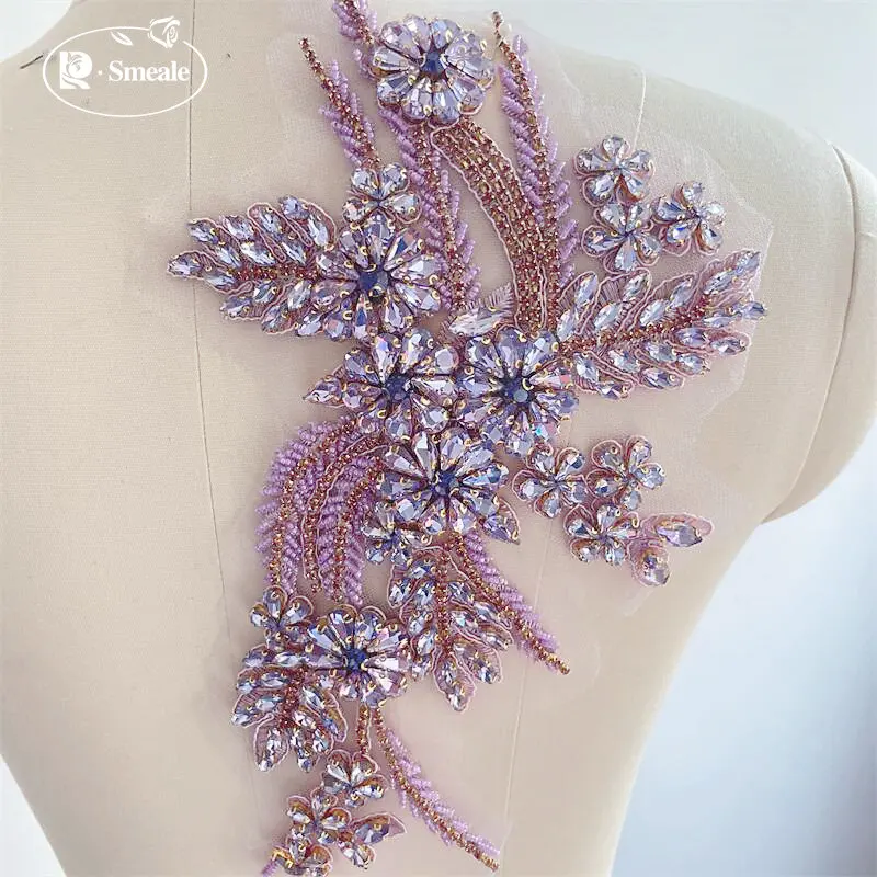 Mehrfarbiger handgenähter Glasbohrer, Spiegelblumen, funkelnde Strassblumen, Mäntel, Bündchen, Schultern, Hochzeitskleid, DIY-Patch – Detail 10