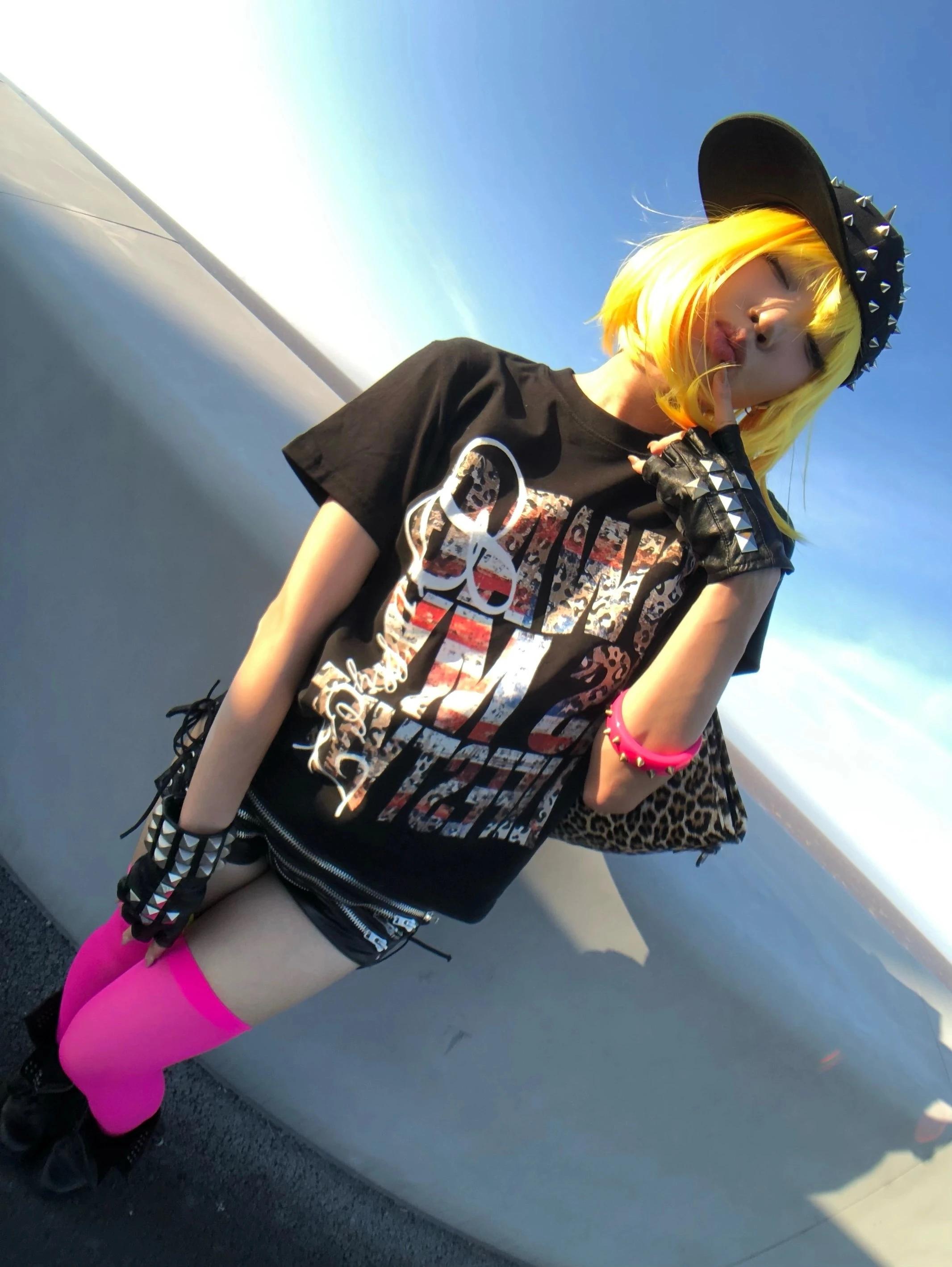 Karrcat Grunge Aesthetics T-Shirt mit Buchstaben-Print, Trashy Y2k, kurzärmeliges schwarzes Top, Vintage-Punk-Stil, Streetwear, amerikanischer Retro-Stil – Detail 5