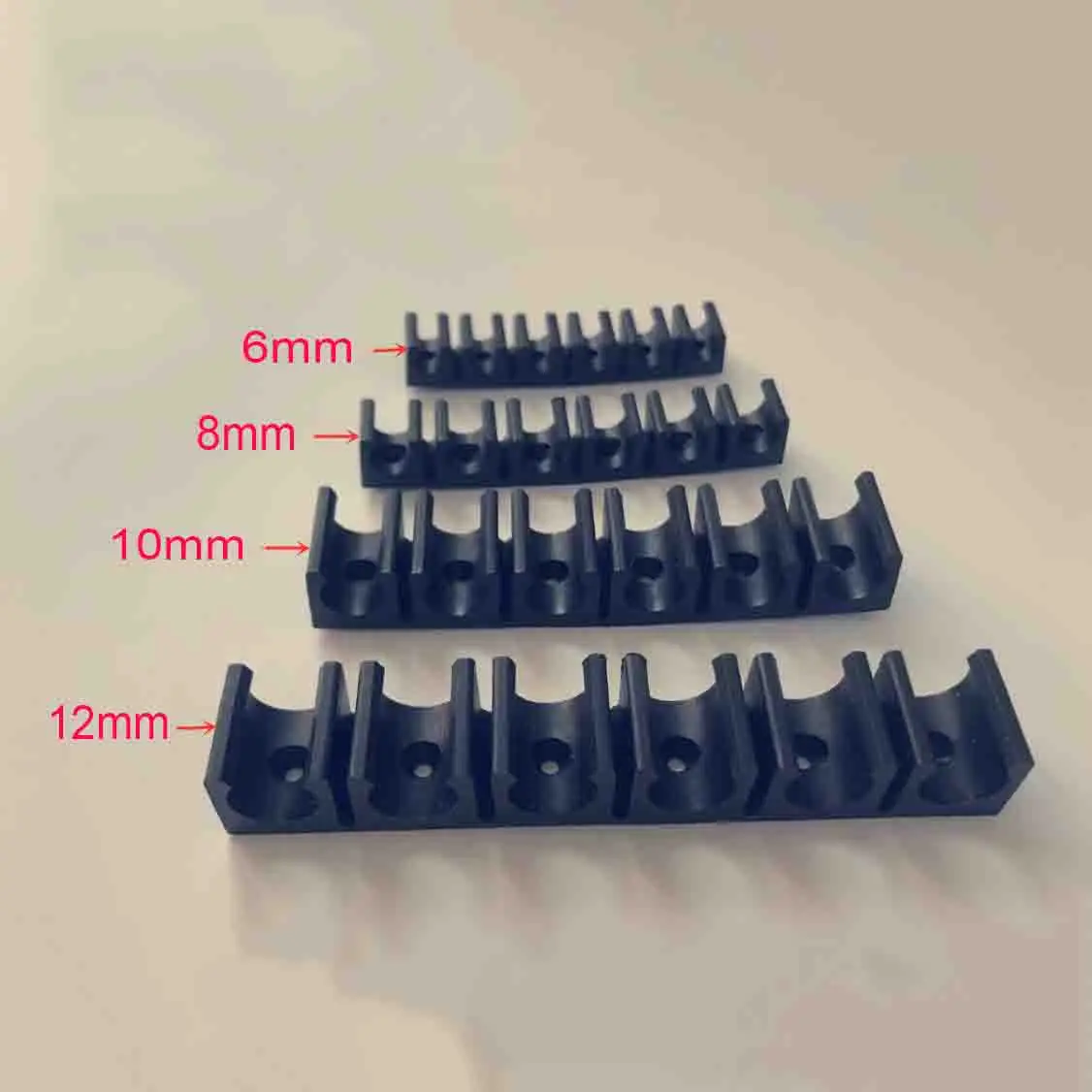 6PCS U-Shaped Snap-On Clamp Set Multi-Lumen 6/8/10/12mm MMPU Tracheal Tube Clamp Nylon Fixed Slot Base for Medical Equipment