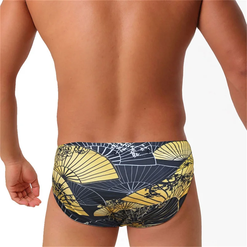 Men's Swimming Briefs with Cup Folding Fan Printed Three-dimensional Crotch Anti-exposure Beach Briefs
