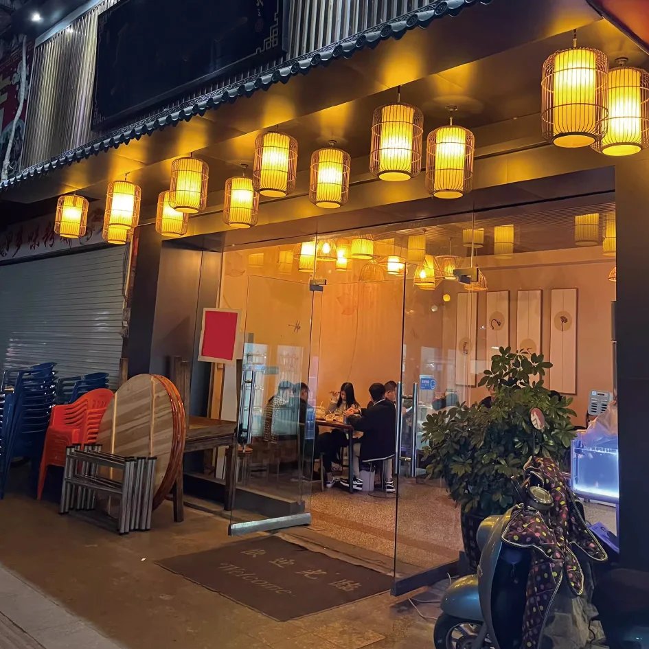 Nueva lámpara colgante tejida de bambú de estilo chino, linterna hecha a mano de inspiración Zen para restaurantes, tiendas de ollas calientes