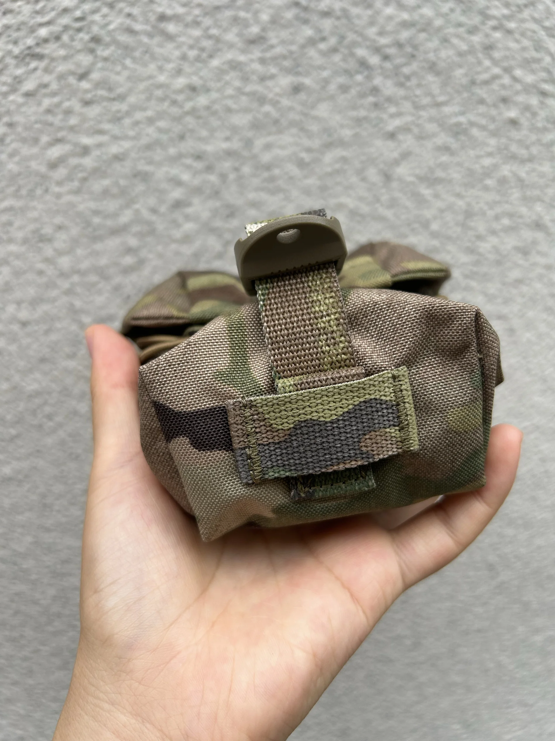 REPLICA CP Frag Pouch CP FRAG granata Pouch Model Handbag