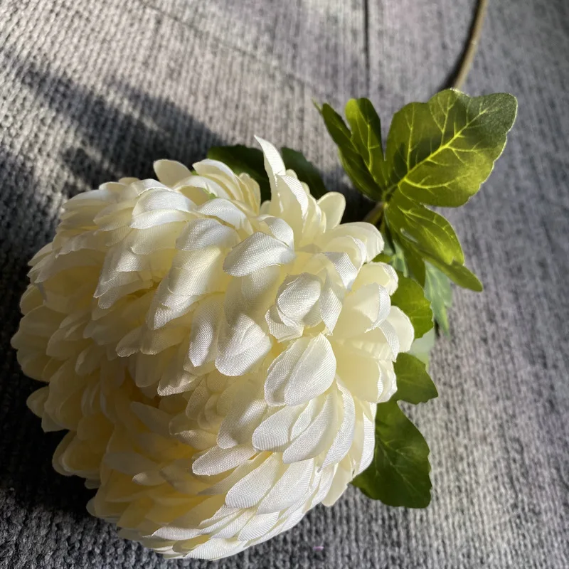 Kunstmatige chrysanthemumbloem met enkele steel, levensechte nepbloei - levendige kleuren, duurzaam materiaal, perfect voor woondecoratie