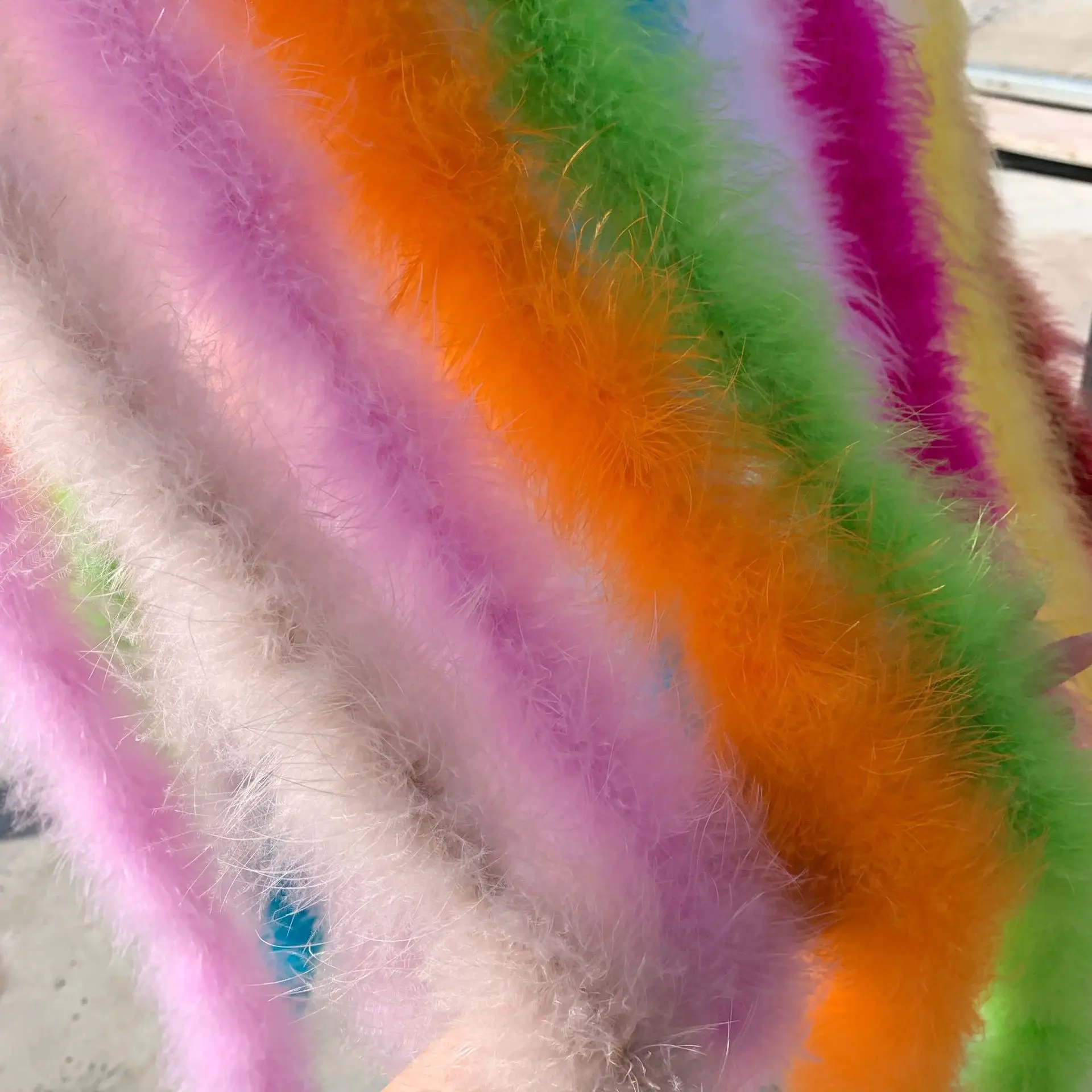 

Turkey Marabou Feather Boa Soft Fluffy Thick 50g 2 Meters for Party Wedding Stage Performance Costume Decoration