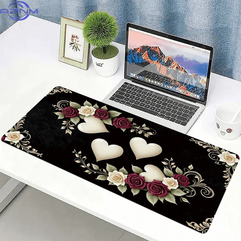 Classic mouse mat made of quality cloth. Waterproof surface easy to wipe off stains. Solid bottom avoids slipping,  fits daily d