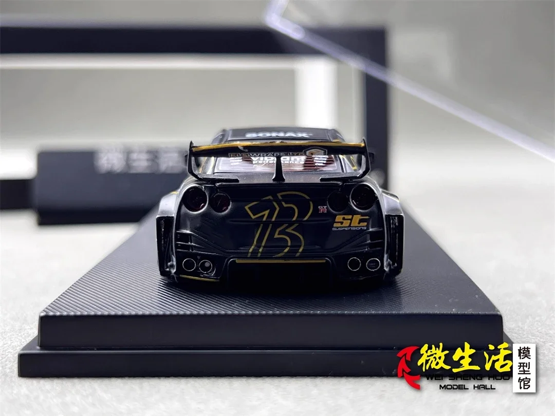 Stocks prêts MC 1:64 LB 35GT-RR, Collection noir mat, modèle de voiture à l'échelle cadeau