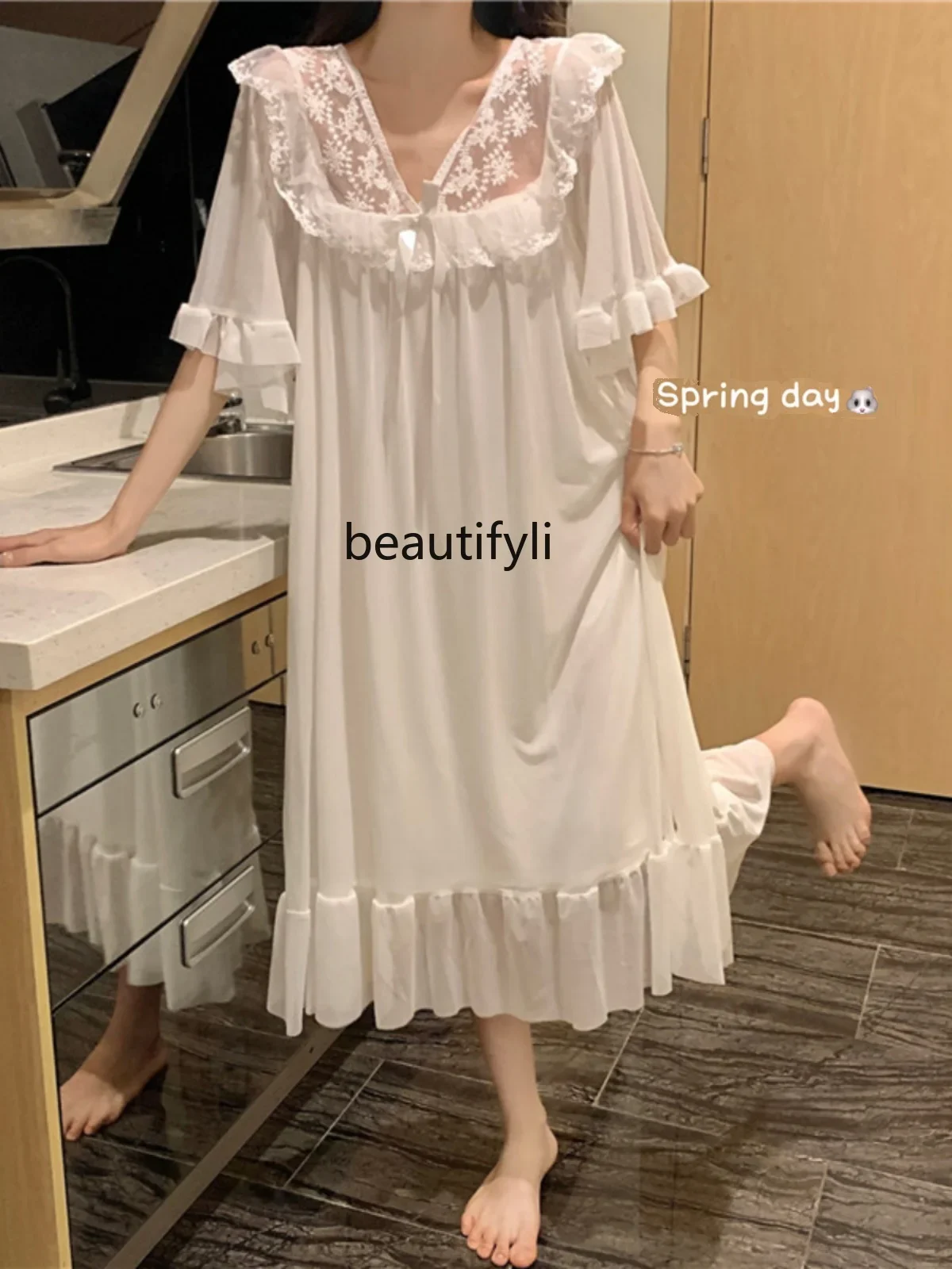 

Cute Lace Edge V-neck Short-Sleeved Nightdress for Women New Summer Pure Desire Wind Ice Silk Home Clothes