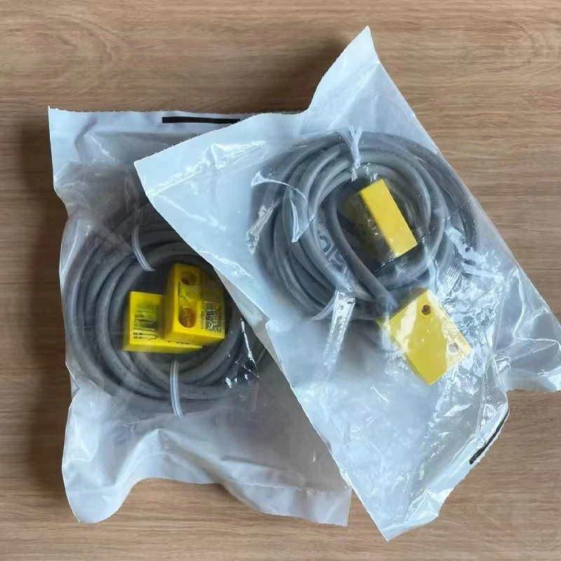 SICK RE15-SA03 1072460 Safety Switch