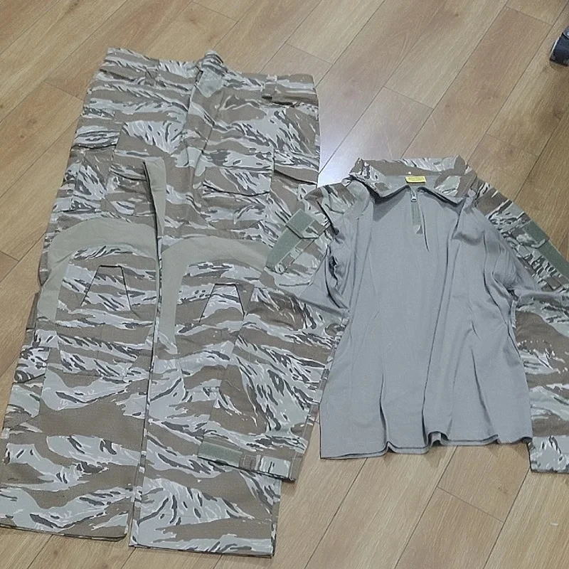 Outdoor Tactical Suit G3 Desert Tiger Spotted Frog Suit Set Including Protective Gear