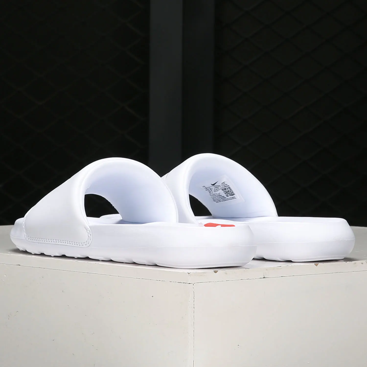 Nike Genuine Men's Lightweight Breathable Foam Sports Sandals CN9675-102