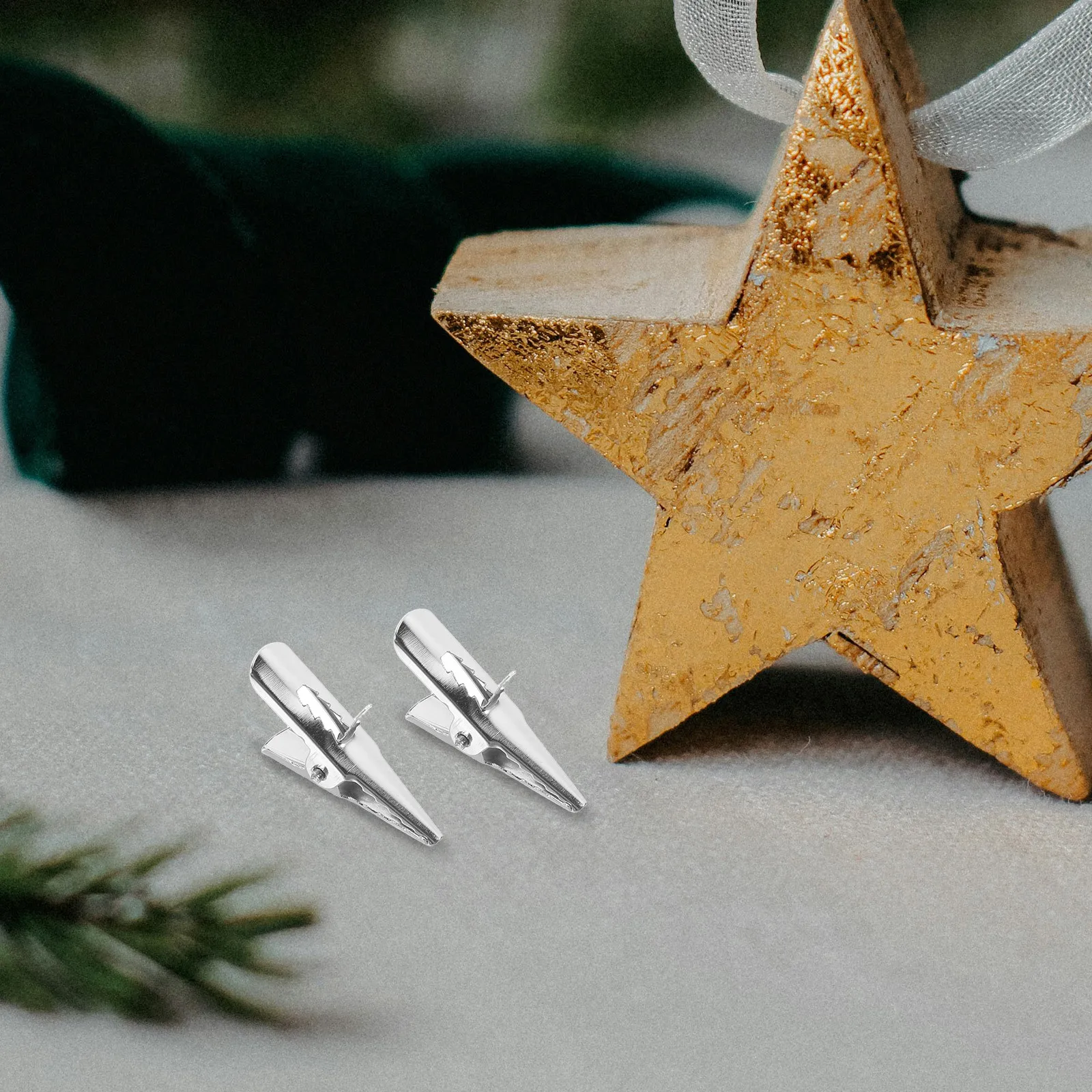 

50Pcs Multifunctional Decors Clips Iron Xmas Ornament Clips for Christmas Decoration Tree Wreath Display Iron Clip