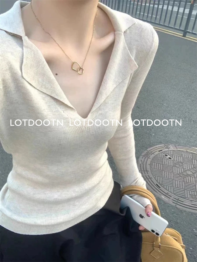 LOTDOOTN Lady Tight Knitted Tshirt Women Slim-Fit Korean Version Autumn And Winter Sweater Retro Long-Sleeved Versatile Pullover