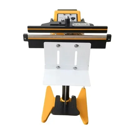 Film heat shrinkable film, foot stepping vertical aluminum frame plastic bag packaging machine