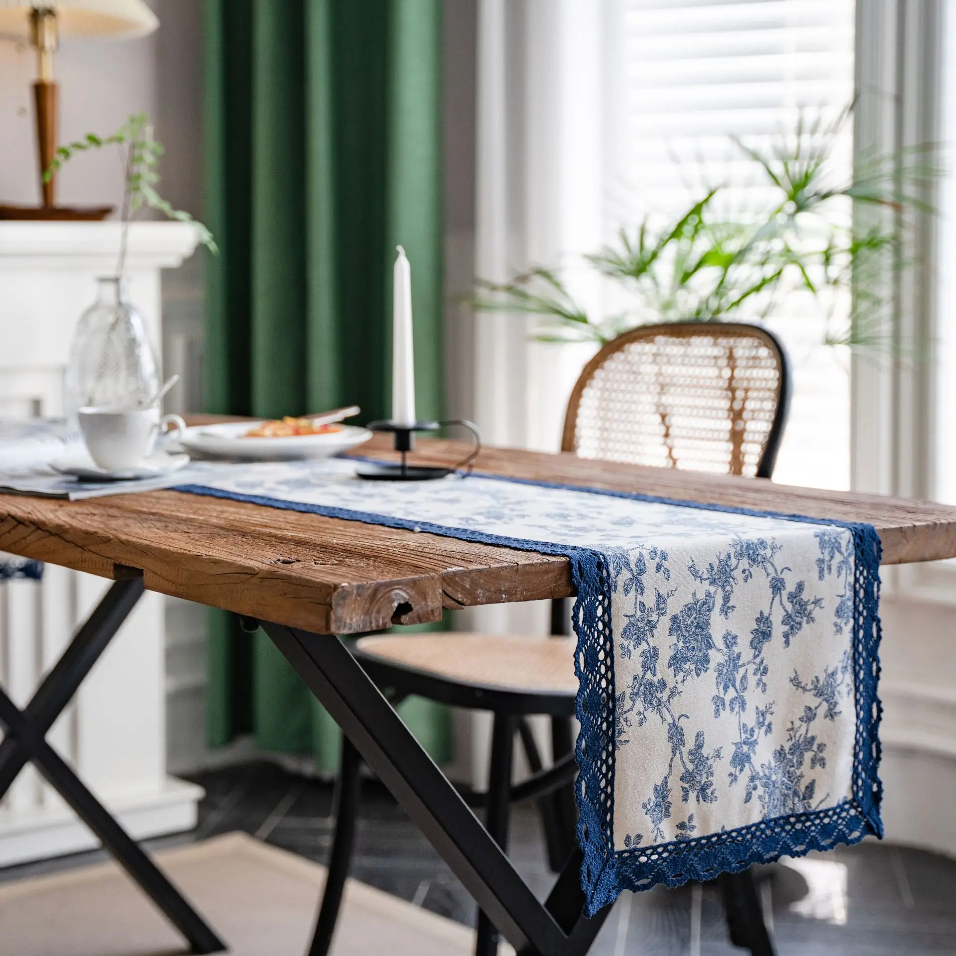Dinning Table Decoration Table Runner Birthday Party Home Printing Pastoral Blue Rose Flower Tea Table Runner Table Cover