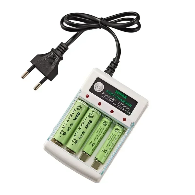 

AA / AAA Battery Charger 2 4 Slots AC 220V For NI-MH /NI-CD AA AAA Charging 1.2V Rechargeable Battery Charger