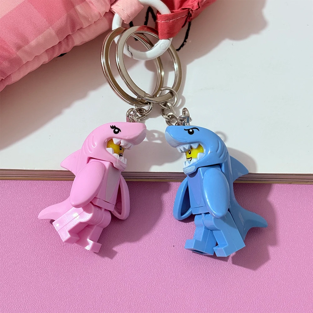 2pcs/set Cartoon Pink&Blue Shark Couple Keychain Heart-Shaped Building Block Splicing Keyring Backpack Pendant For Friends Gifts