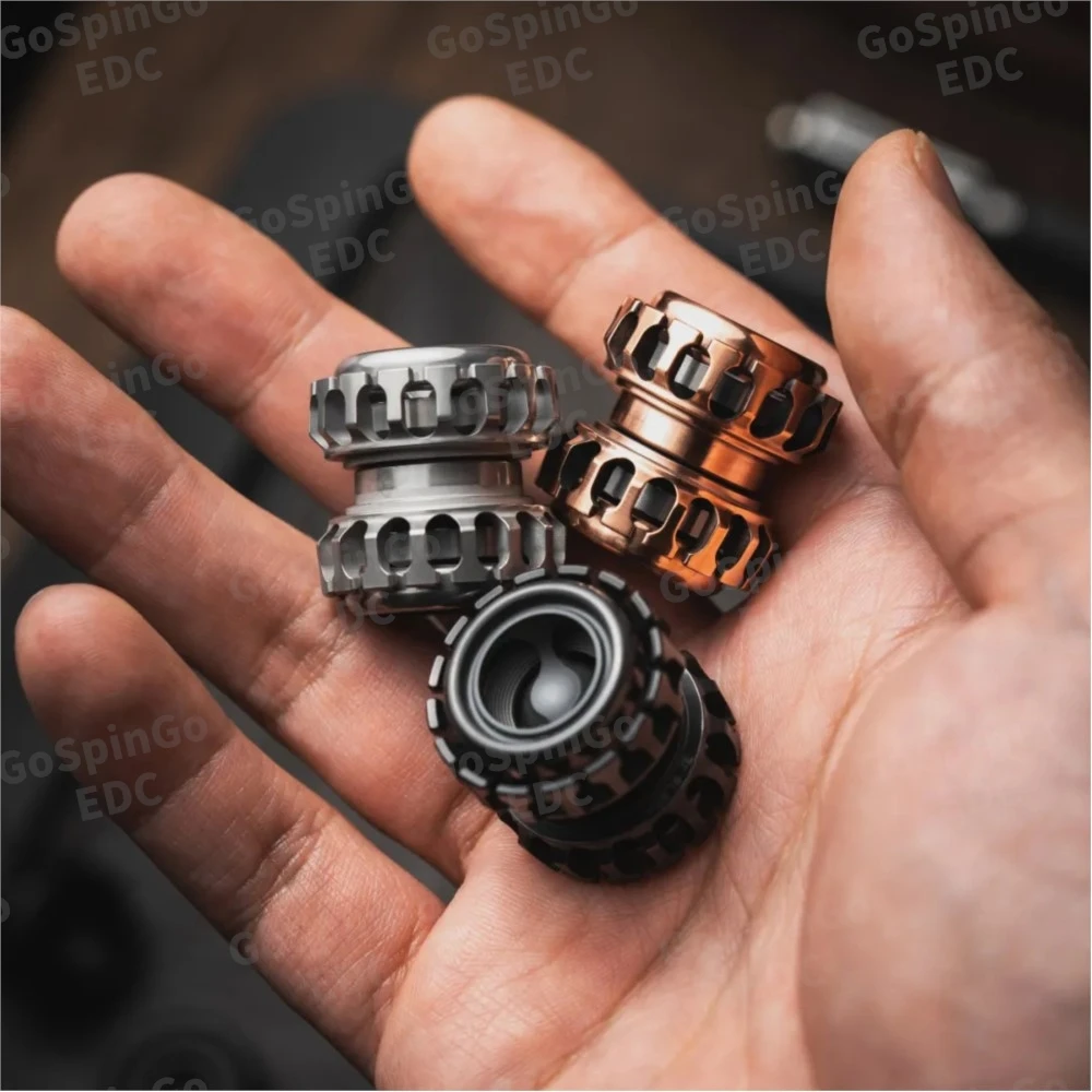 LAUTIE Noiz-O Fidget Spinner Noiz Series Family Armor Shell × ปุ่มรูปมงกุฎ × โครงสร้างเชื่อมต่อ ของเล่นบรรเทาความเครียด ไจโร