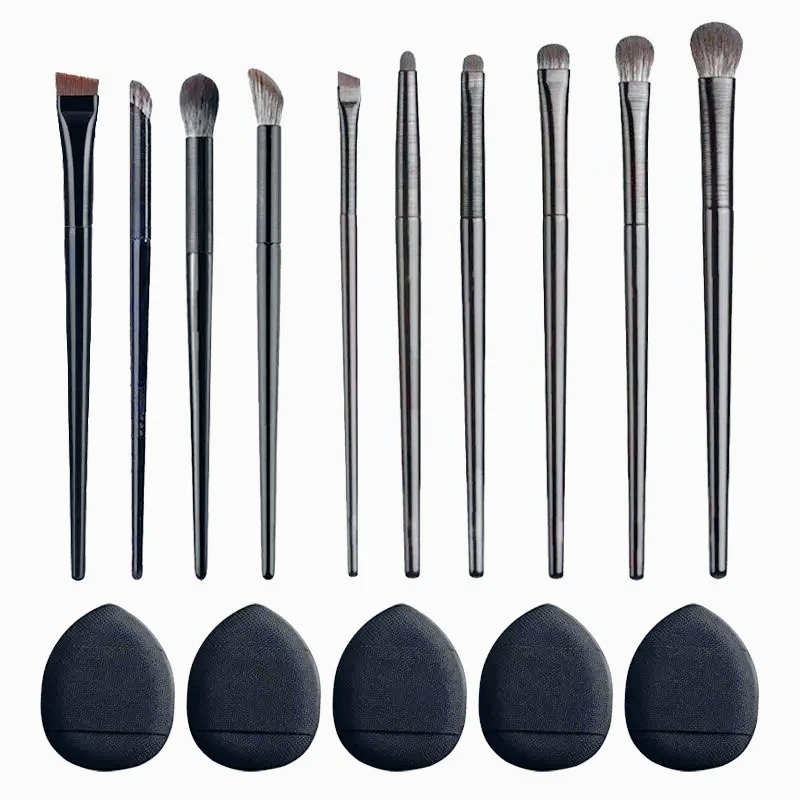 Set di pennelli per occhi ipoallergenici: pennelli per sbavature e pieghe con setole morbide, eyeliner di precisione e strumenti per dettagli (vegan/senza crudeltà)