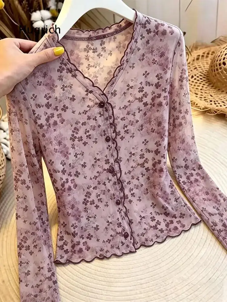 Women Floral Print Long Sleeve Shirt V Neck Scalloped Trim Button Front Slim Fit Casual Lightweight Mesh Blouse