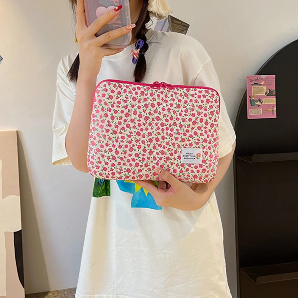 

Computer Bag Cute Flower Laptop Sleeve Protective Soft Padded Water-Resistant Notebook Bag Zipper Cover for 11/13/15 in Notebook