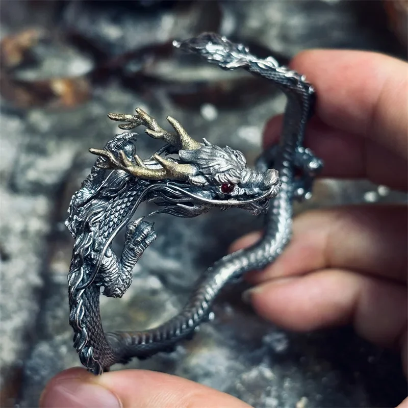 سوار Linglong الرجعية القديمة الفاخرة الأزياء المتخصصة منحوتة يدويا سوار مفتوح لتقديم صديقها هدية