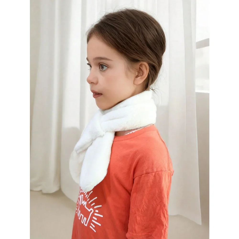 3-8years Solid Color Crossover Plush Scarf for Kids Winter Baby Scarf Soft Furry Warm Neck Gaiter for Boys and Girls