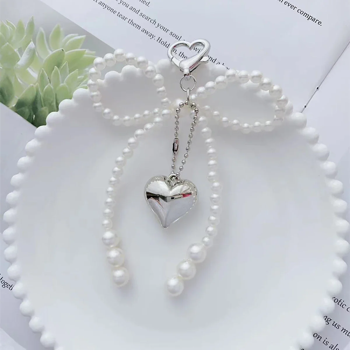 Sweet Heart Pearl Bowknot Keychain Handmade Bag Charm Backpack Pendant Jewelry Party Favor Gift for Women