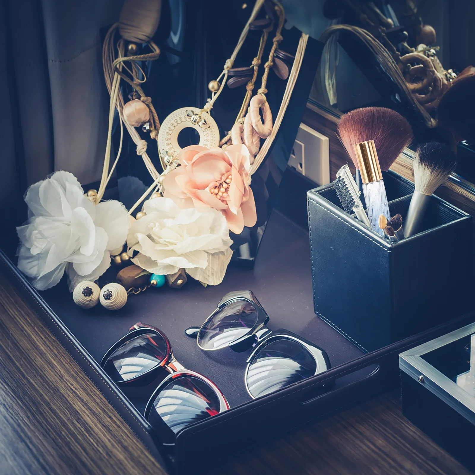 

5Pcs Glass Sprayer Bottle with Twill Design Multipurpose Liquid Spray Container for Essential Oil Perfume Travel Use