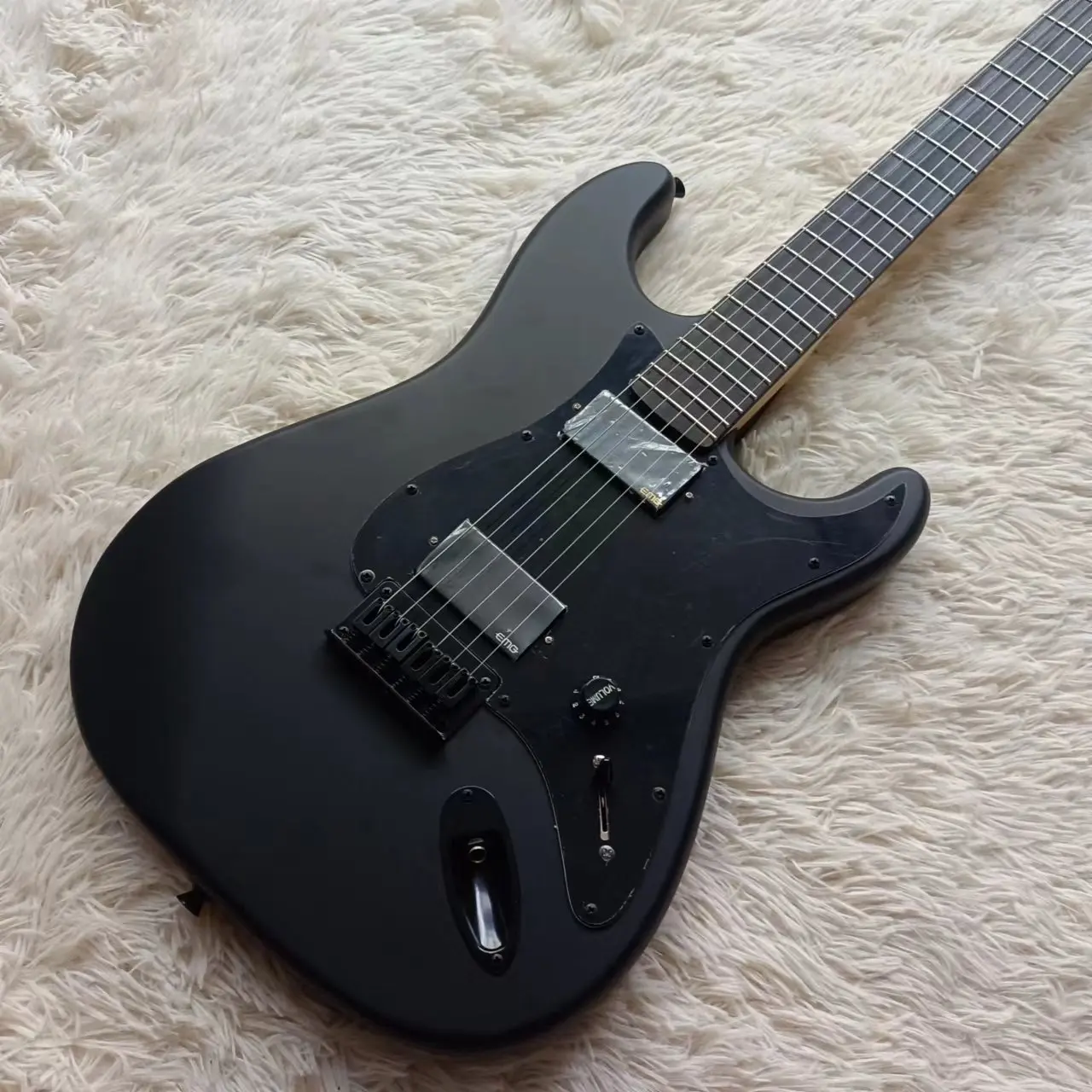Oem 6 String Electric Guitar,Finish Matte Black Emg Pickup , Free Delivery